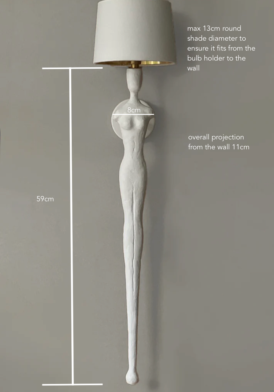 Sculpture wall light